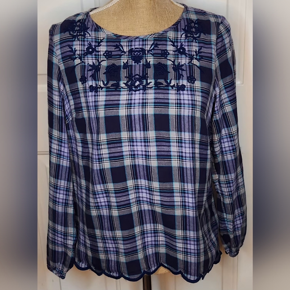 Talbots Navy Plaid Blouse with Embroidered Floral Design Size M (21"-pit to pit)